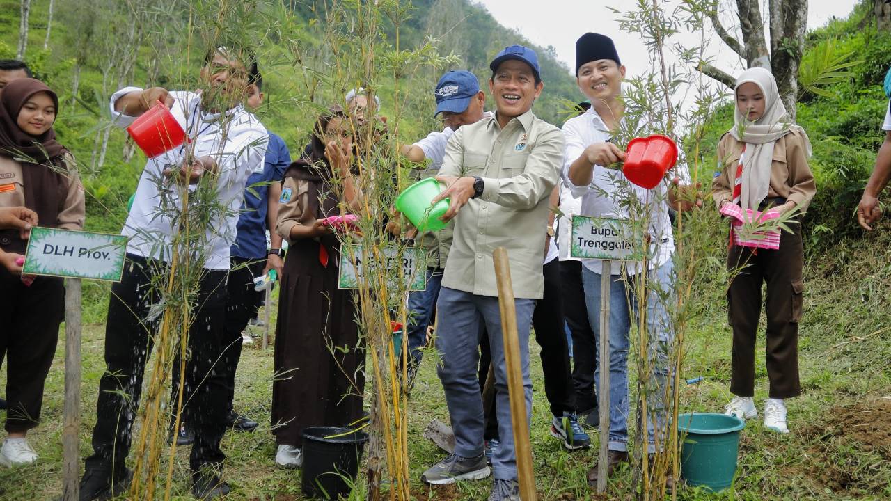 Menteri LHK Dukung Arboretum Bambu Terlengkap di Trenggalek dengan 20 Ribu Pohon bambu